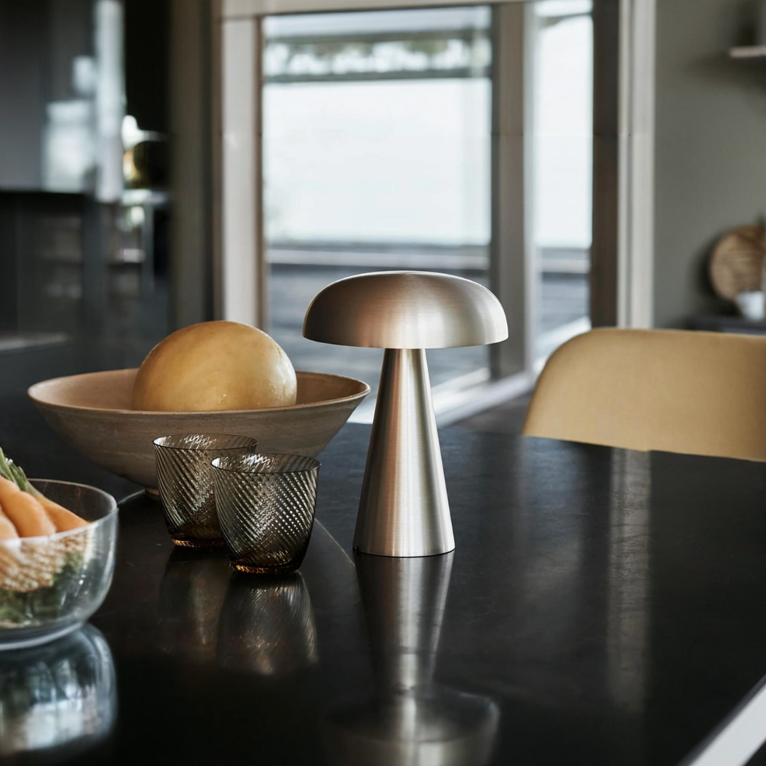 AURA - Cordless LED Lamp
