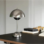 Load image into Gallery viewer, NINA - Retro Table Lamp
