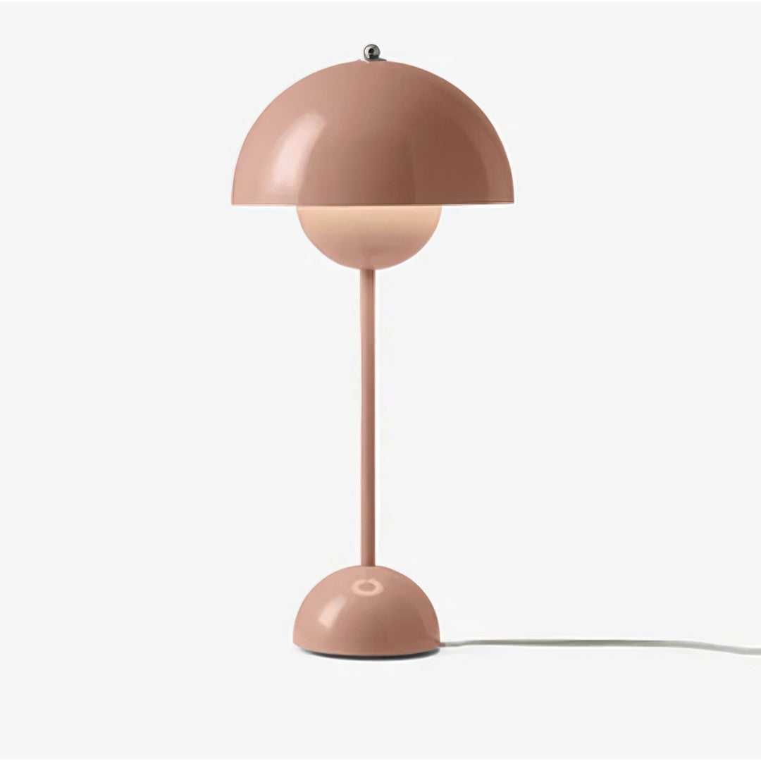 NINA - Retro Table Lamp