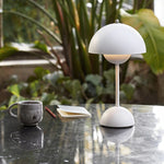 Load image into Gallery viewer, NINA - Retro Table Lamp
